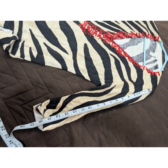 Pretty zebra striped knit long sleeve blouse w/coral bead embellishment, Chico's - Picture 6 of 6
